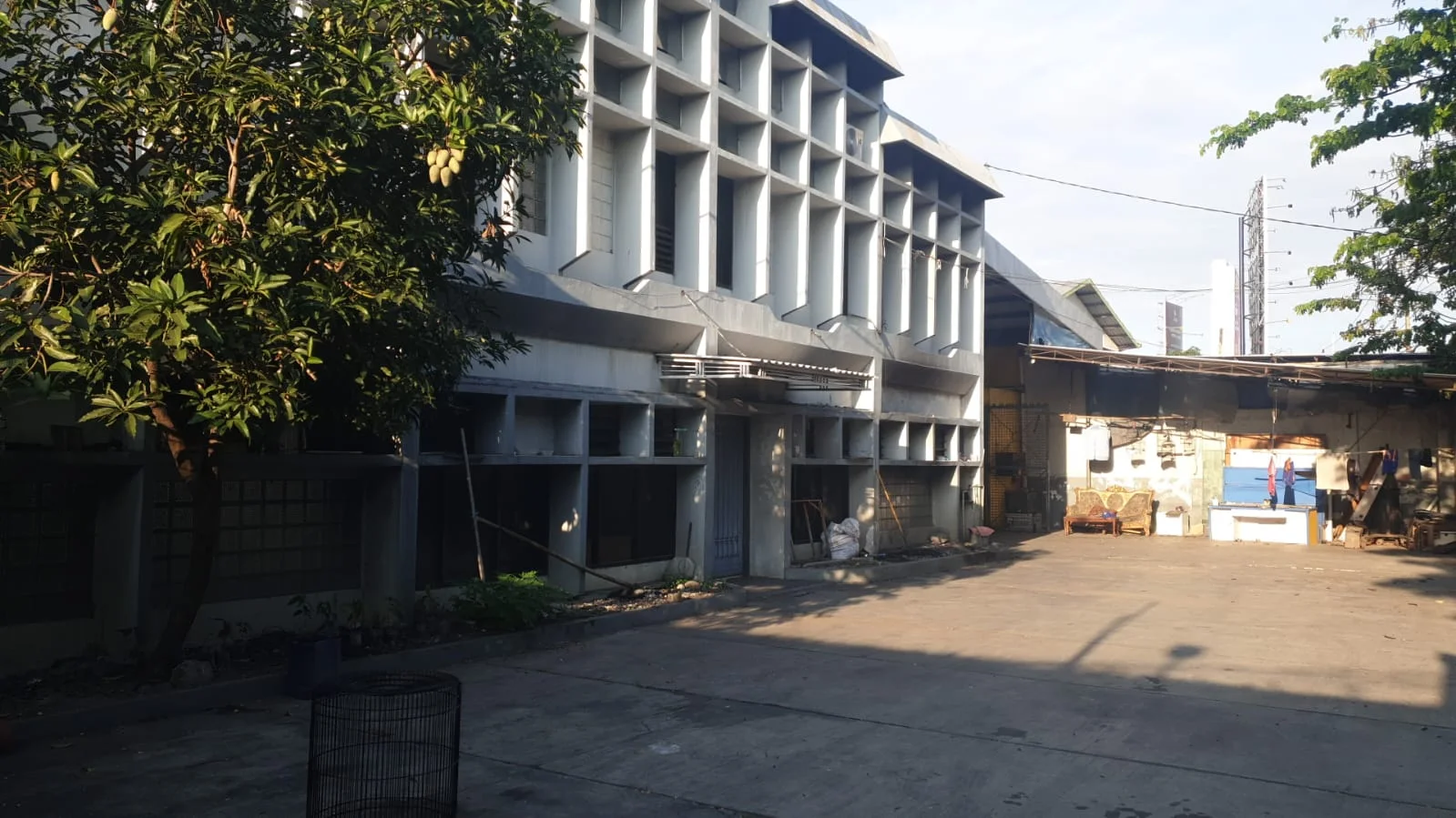 Dijual Gudang Lokasi Strategis Nol Jalan Raya Kenjeran Surabaya Timur - Thumbnail 4