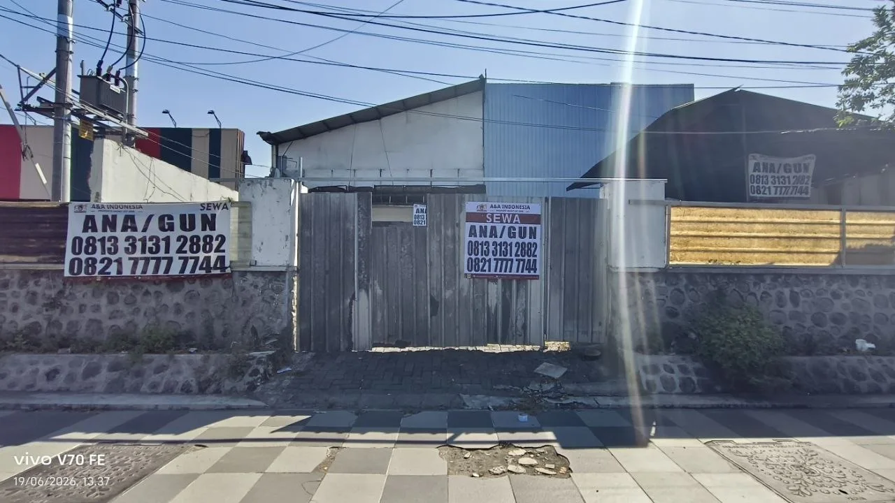 Disewakan Rumah Usaha Strategis di A Yani Surabaya Selatan - Thumbnail 2