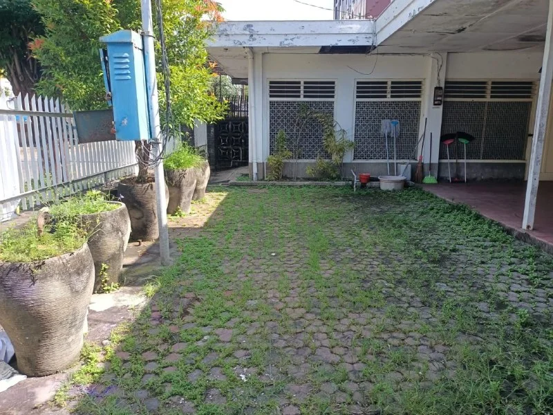 Disewakan Rumah Luas Siap Huni di Dr Wahidin Surabaya Pusat - Thumbnail 5