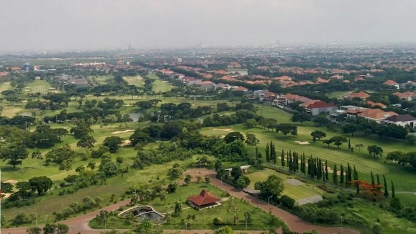 Dijual Apartemen Adhiwangsa Siap Huni, Kondominium Golf View Eksklusif di Bukit Darmo Golf Surabaya Barat - Thumbnail 2