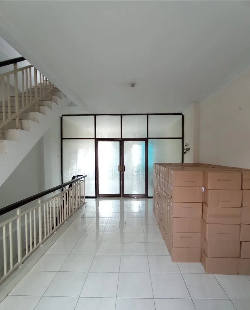 Dijual Ruko Cocok Untuk Usaha di Wilayah Hawaaian Cengkareng Jakarta Barat - Image 1