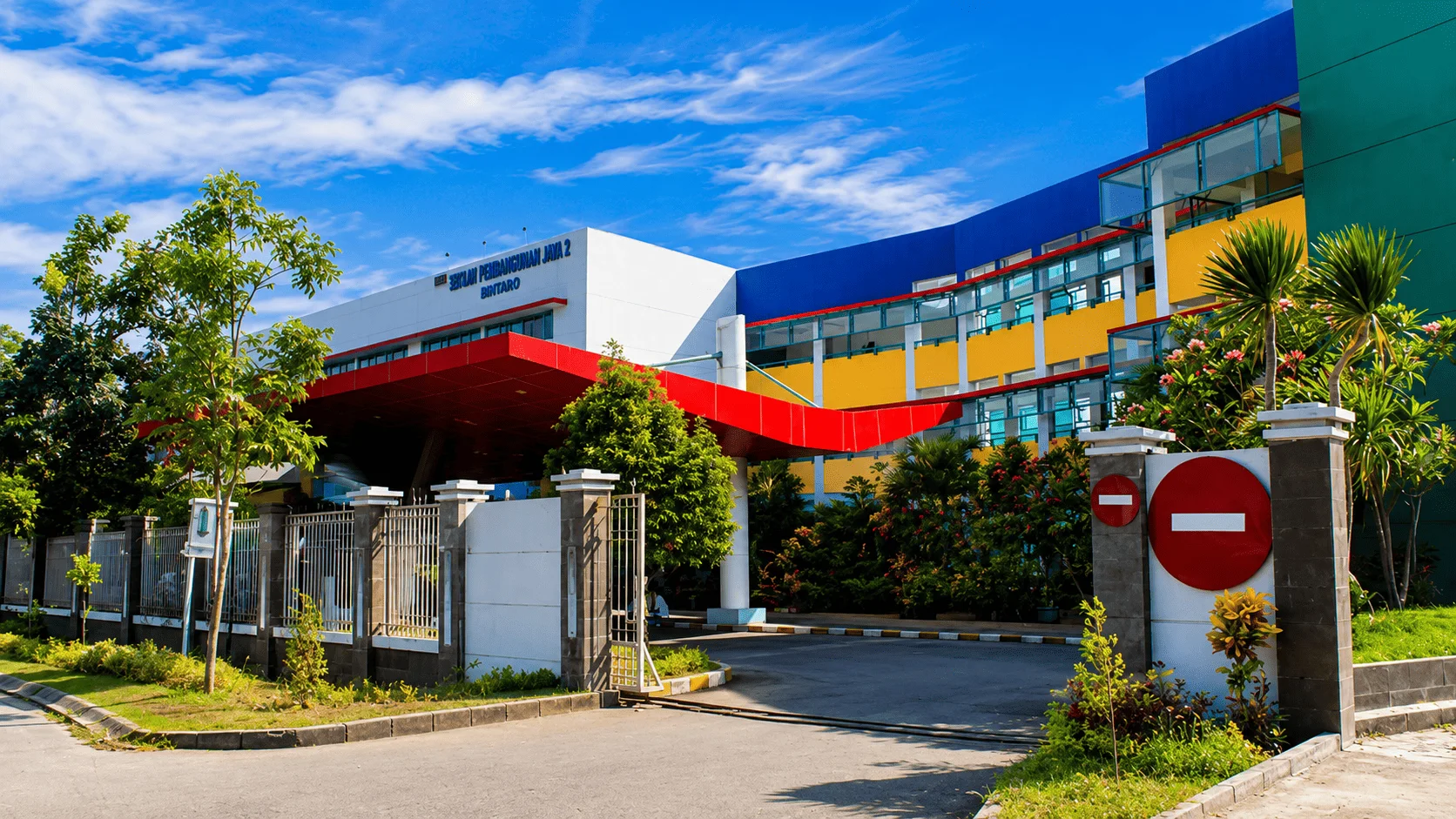 Dijual Rumah Baru 2 Lantai Modern di Cluster Valencia Terrace Puri Surya Jaya, Sidoarjo - Thumbnail 6