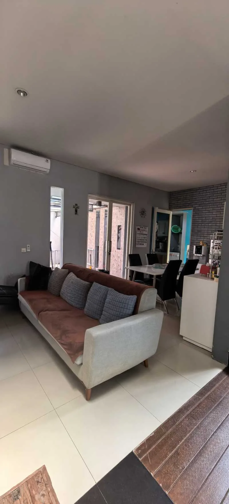 Dijual Rumah Cantik Full Furnished di Cluster Greenhill, Citraland Utara Surabaya Barat - Thumbnail 5