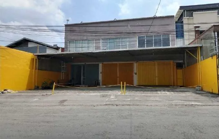 Disewakan Ruko Strategis Siap Untuk Usaha di Wilayah Kuwukan Lontar Surabaya Barat - Image 1
