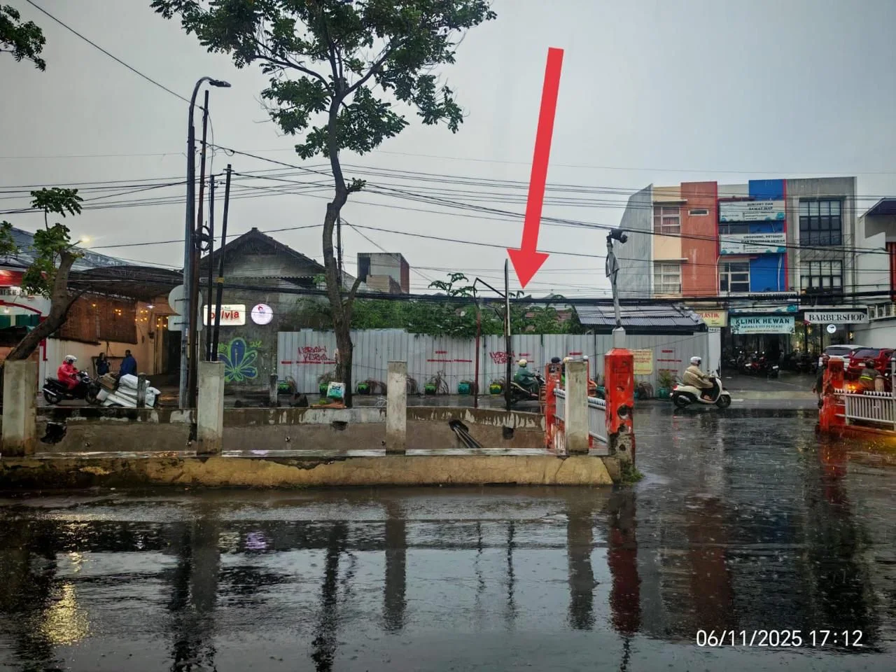 Disewakan Tanah Komersial Strategis di Raya Wiyung Surabaya Barat - Image 1