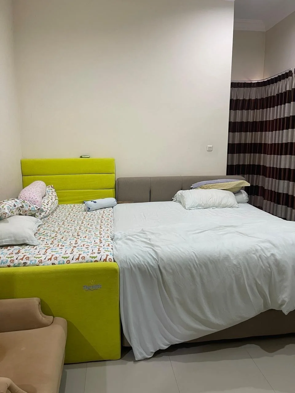 Dijual Rumah 2 Lantai Minimalis Siap Huni di Wilayah Kedinding Tengah Sekolahan Surabaya Utara - Thumbnail 5