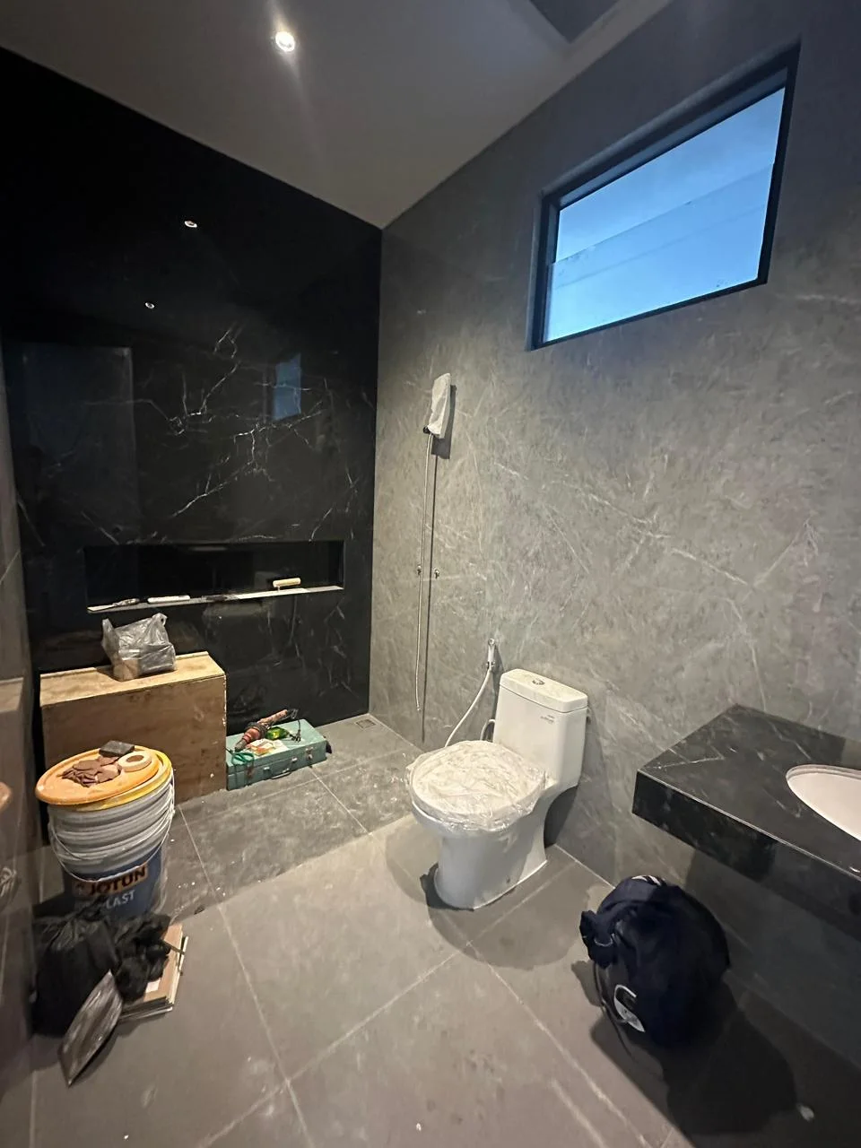 Dijual Rumah Baru Minimalis Mewah di Dharmahusada Mas Surabaya Timur - Thumbnail 6