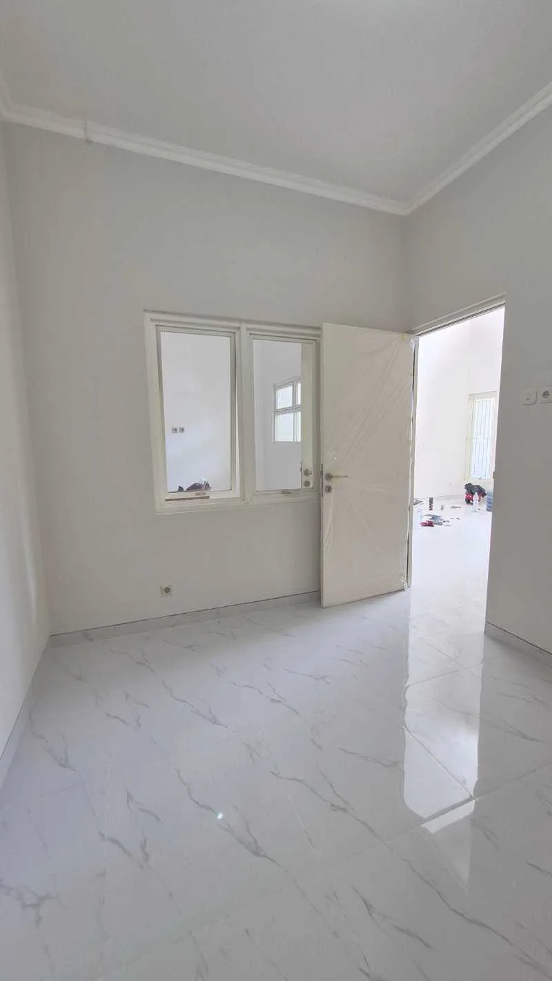 Dijual Rumah Renov Minimalis Modern Siap Huni di Grand Semanggi Residence Surabaya Timur - Thumbnail 2
