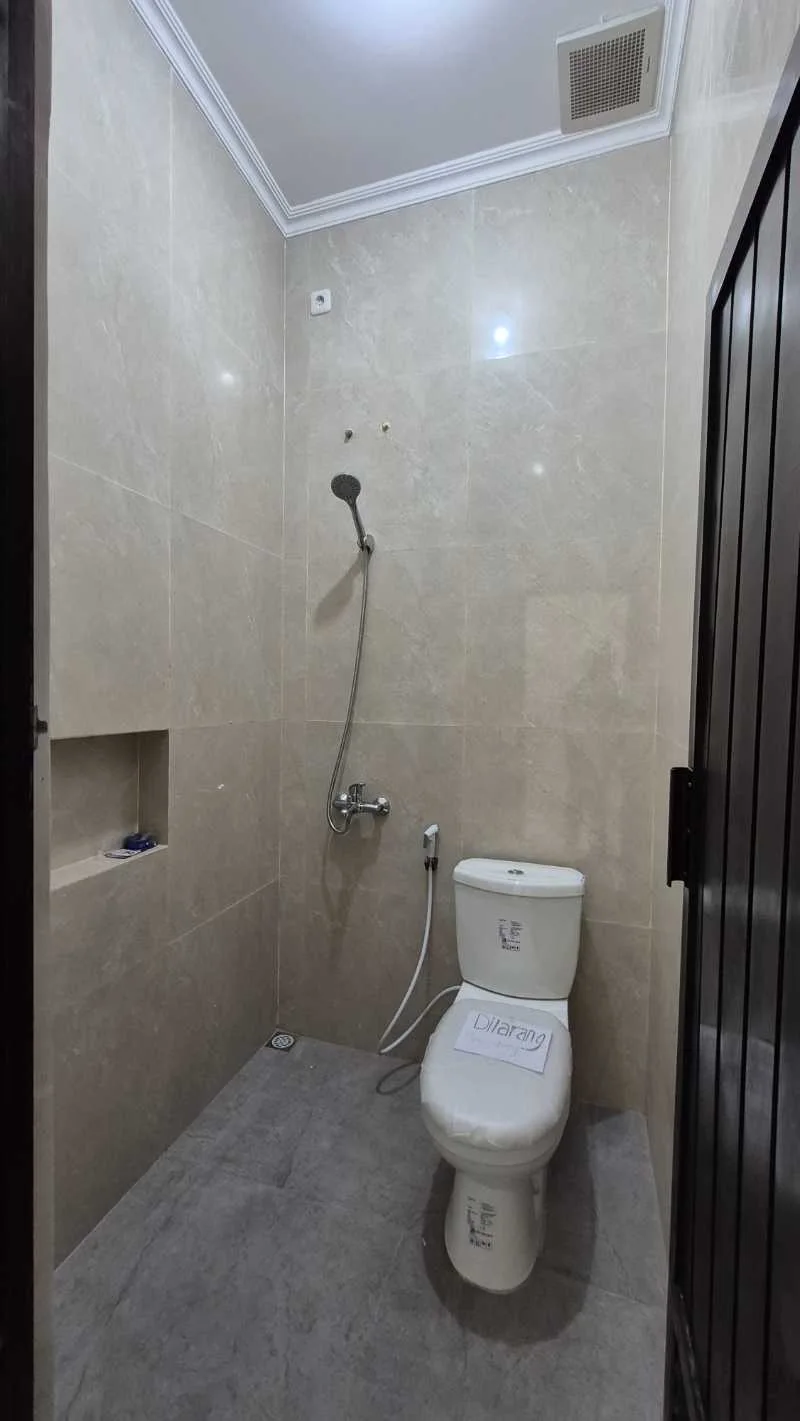 Dijual Rumah Renov Minimalis Modern Siap Huni di Grand Semanggi Residence Surabaya Timur - Thumbnail 4