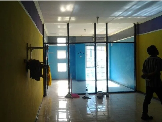 Dijual Ruko 2 Lantai Strategis Siap Untuk Usaha di Kawasan Jemur Andayani Surabaya Selatan - Thumbnail 4
