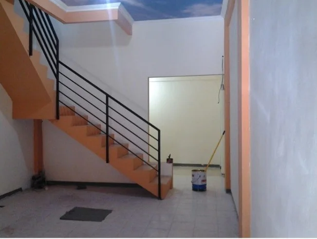 Dijual Ruko 2 Lantai Strategis Siap Untuk Usaha di Kawasan Jemur Andayani Surabaya Selatan - Thumbnail 5
