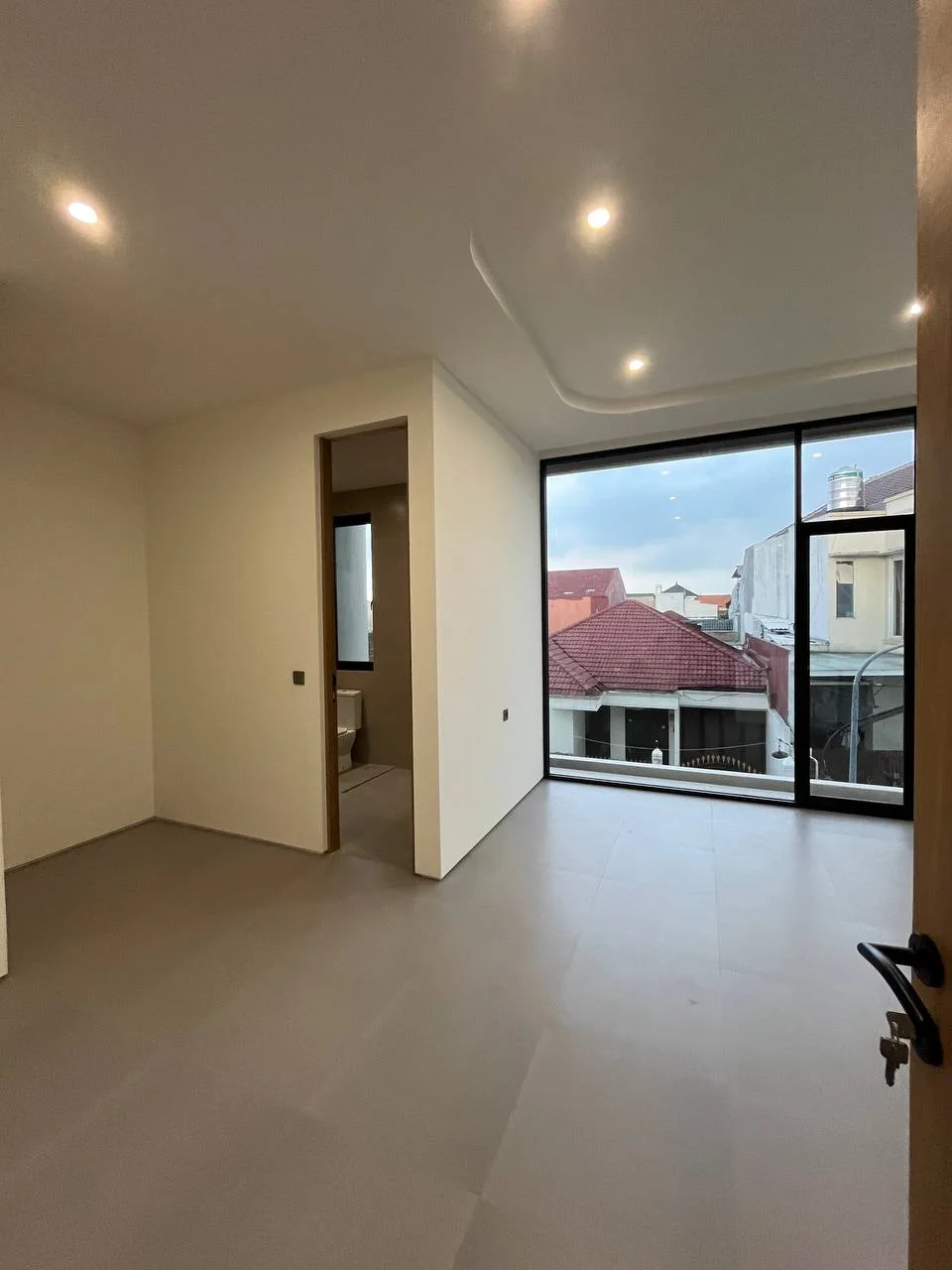 Dijual Rumah Baru Gress Harga Murah Lokasi Strategis di Klampis Semolo Surabaya Timur - Thumbnail 5