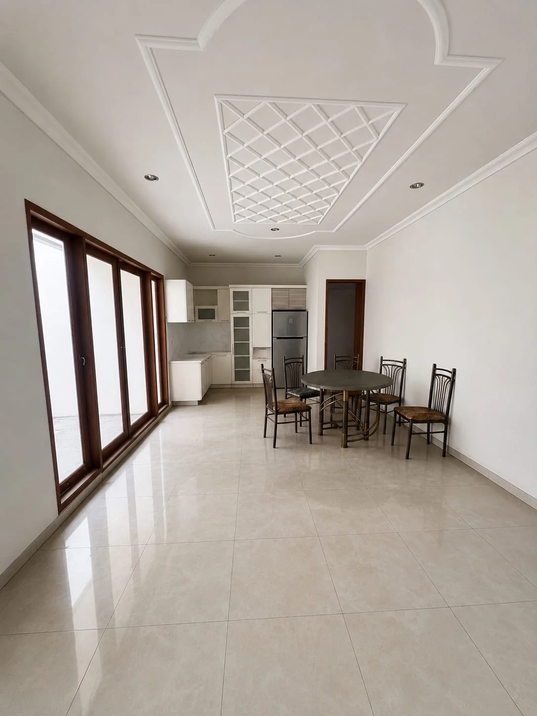 Dijual Rumah Siap Huni Raya International Village Citraland Surabaya Barat - Thumbnail 3