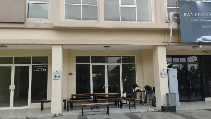 Dijual Ruko Strategis di Raya Puncak Dharmahusada, Surabaya Timur