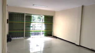 Dijual/Disewakan Ruko 3,5 Lantai Kawasan Bisnis Premium di Nol Jalan Arjuno Surabaya Pusat - Thumbnail 4