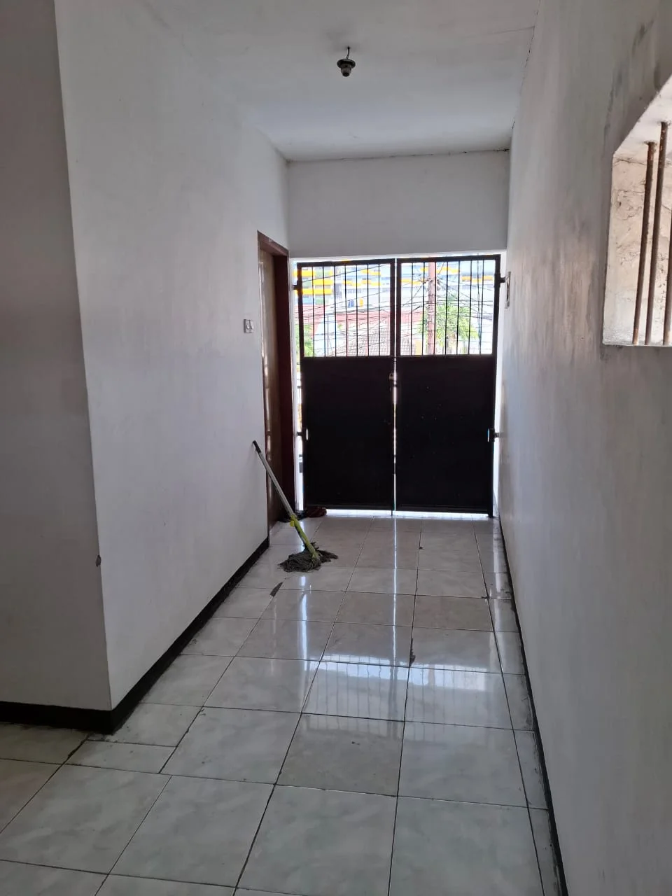 Dijual Properti Besar 23 Kamar + Kios & Lahan Kosong, Investasi Premium, Siwalankerto Timur, Wonocolo, Surabaya Selatan - Thumbnail 2