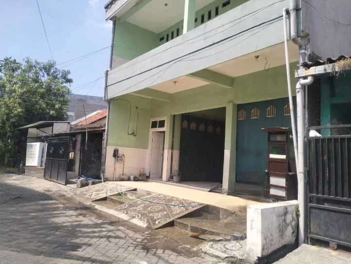 Dijual Ruko dan Rumah Komersial Area Strategis di Kawasan Jalan Raya Manukan Krido Surabaya Barat