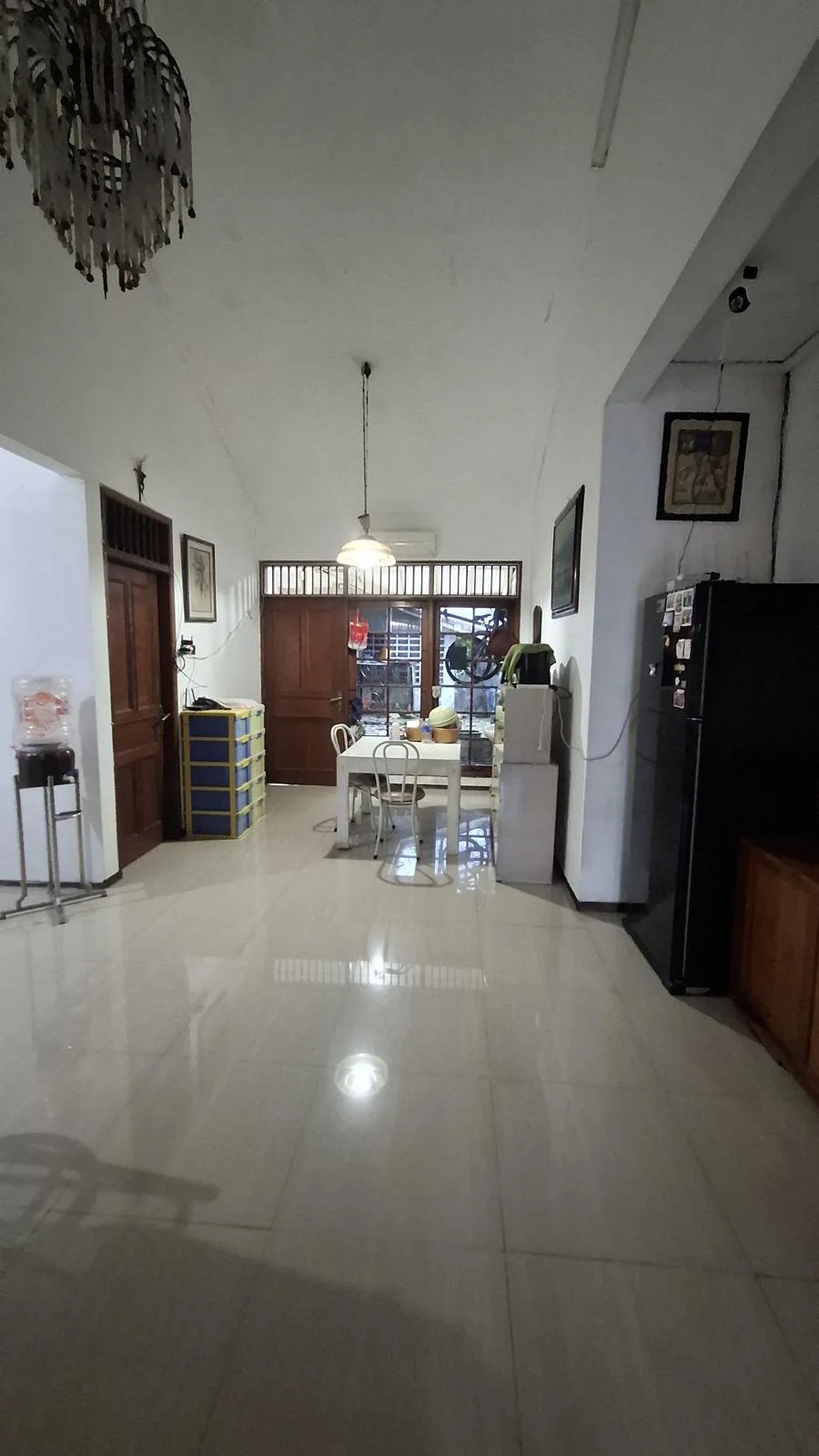 Disewakan Rumah Luas 3 BR Kawasan Premium Darmo Permai Selatan Surabaya Barat - Thumbnail 6