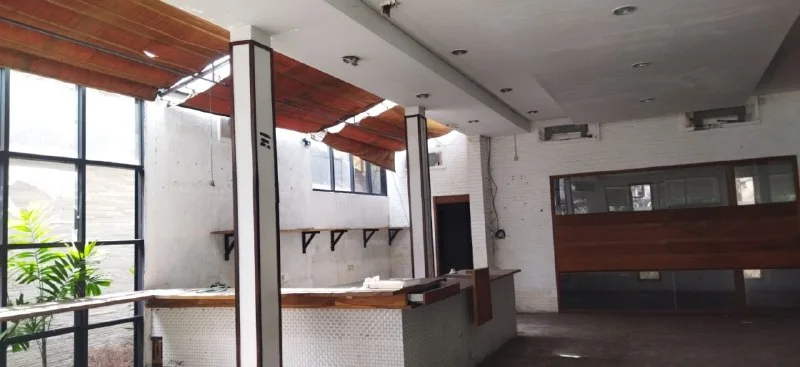 Disewakan Bangunan Eks Cafe Strategis Cocok Untuk Usaha di Kawasan Kertajaya Indah Surabaya Timur - Thumbnail 3