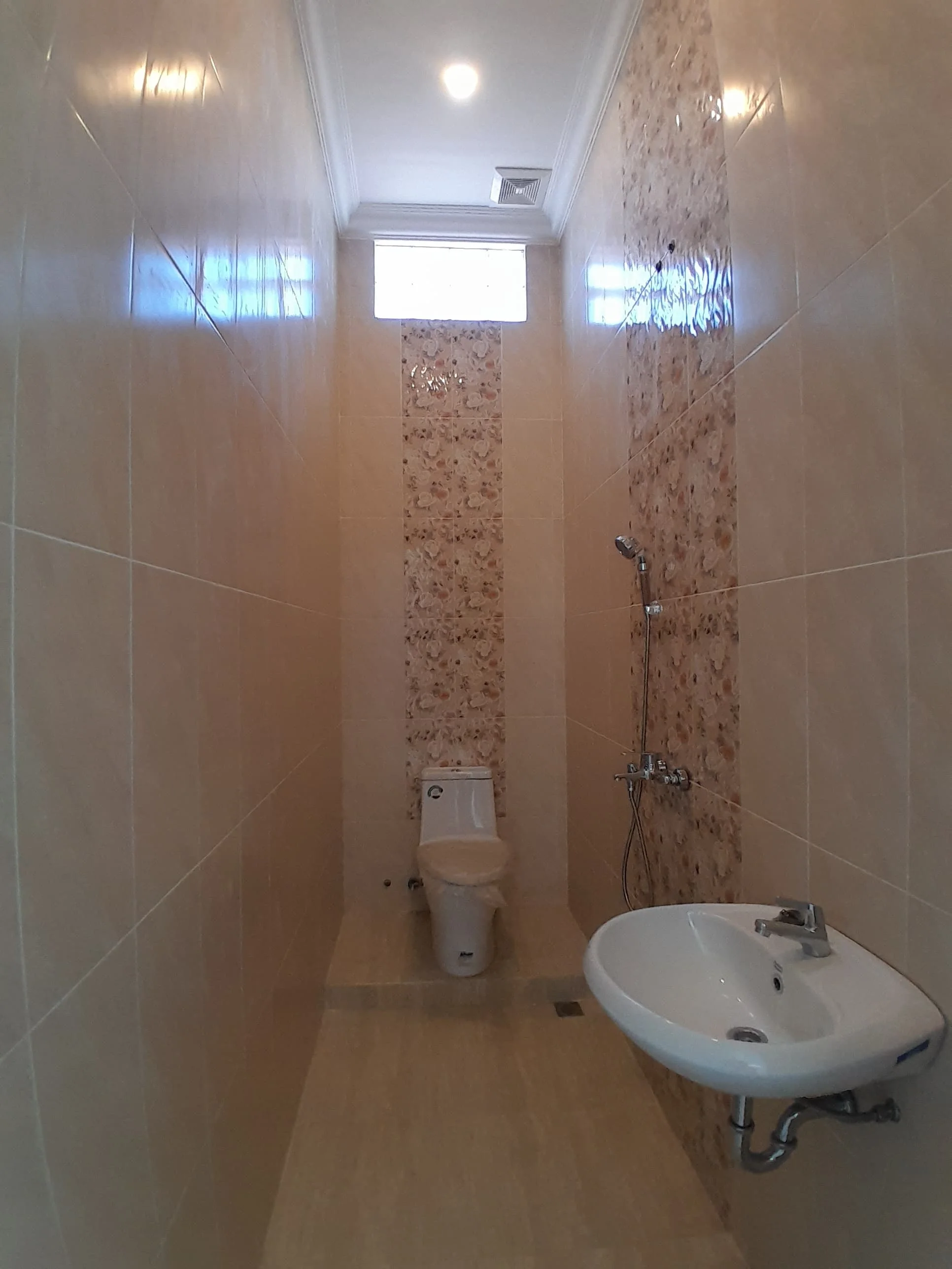 Dijual Rumah Mewah Semi Furnished Kawasan Strategis di Jemur Andayani, Wonocolo, Surabaya Selatan - Thumbnail 7