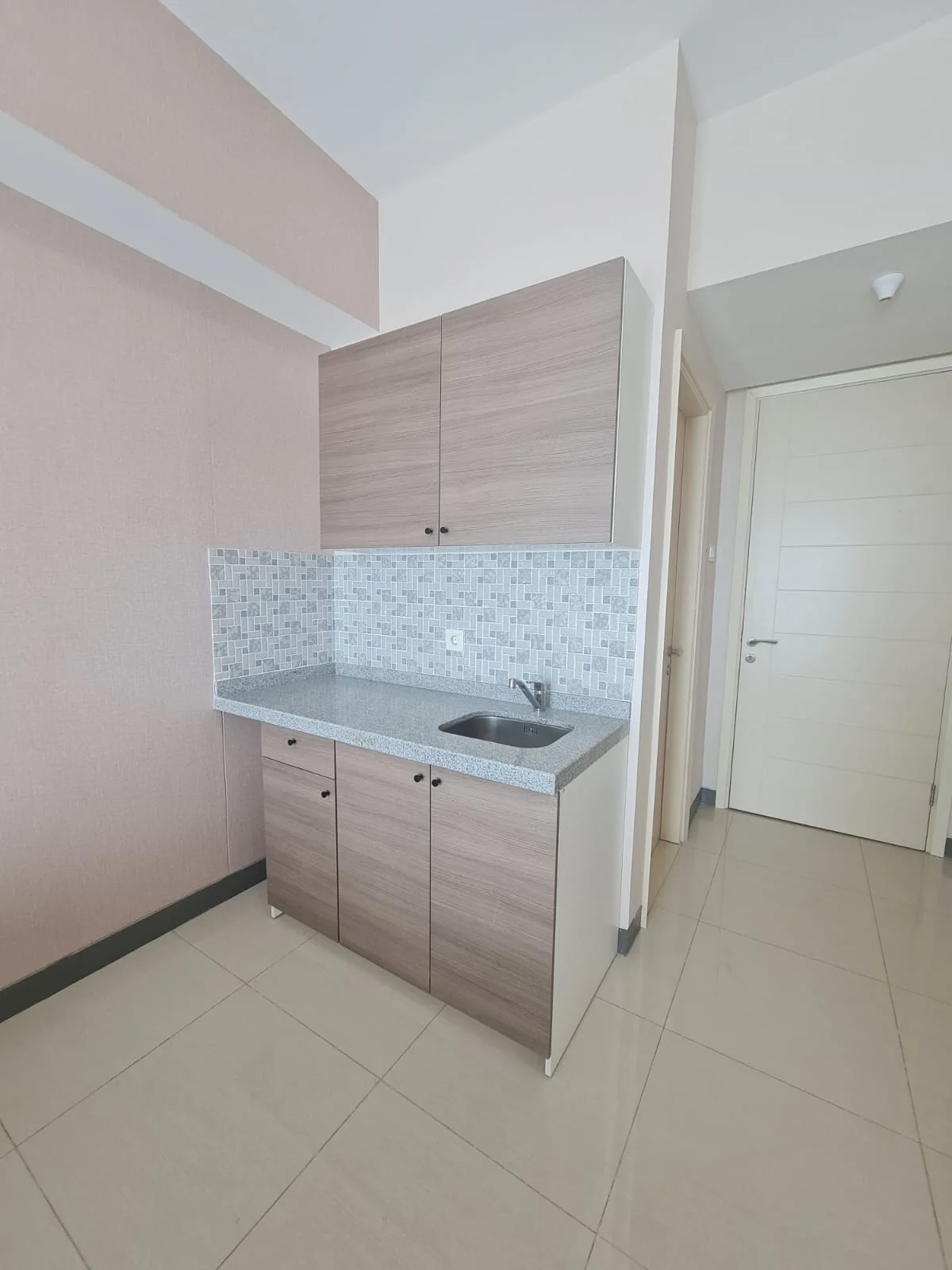 Apartemen Bagus Dijual di Benson Pakuwon Indah Surabaya Barat - Thumbnail 4