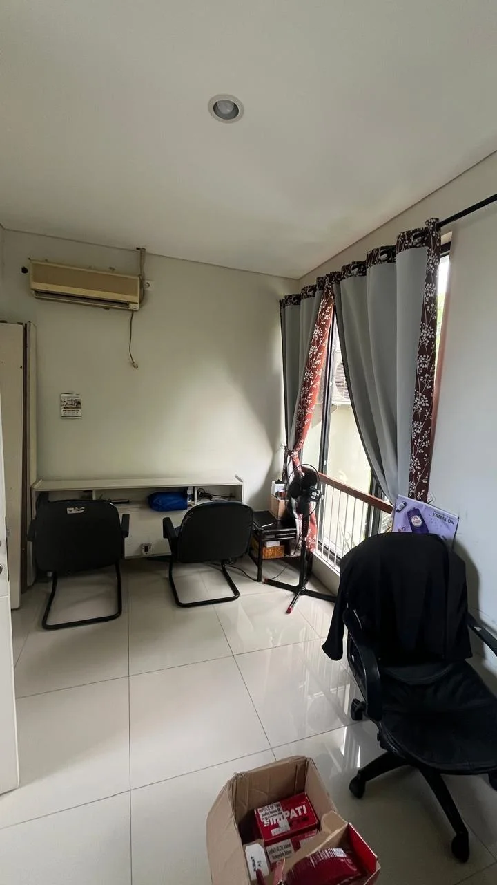 Dijual Rumah Termurah Northwest Lake Citraland Surabaya Barat - Thumbnail 4