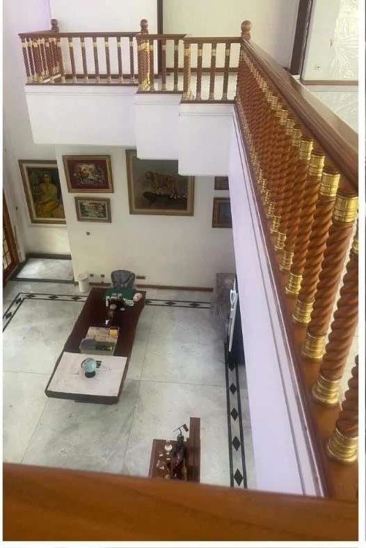 Dijual Rumah Mewah Lokasi Premium Margorejo Indah Surabaya Selatan - Image 1