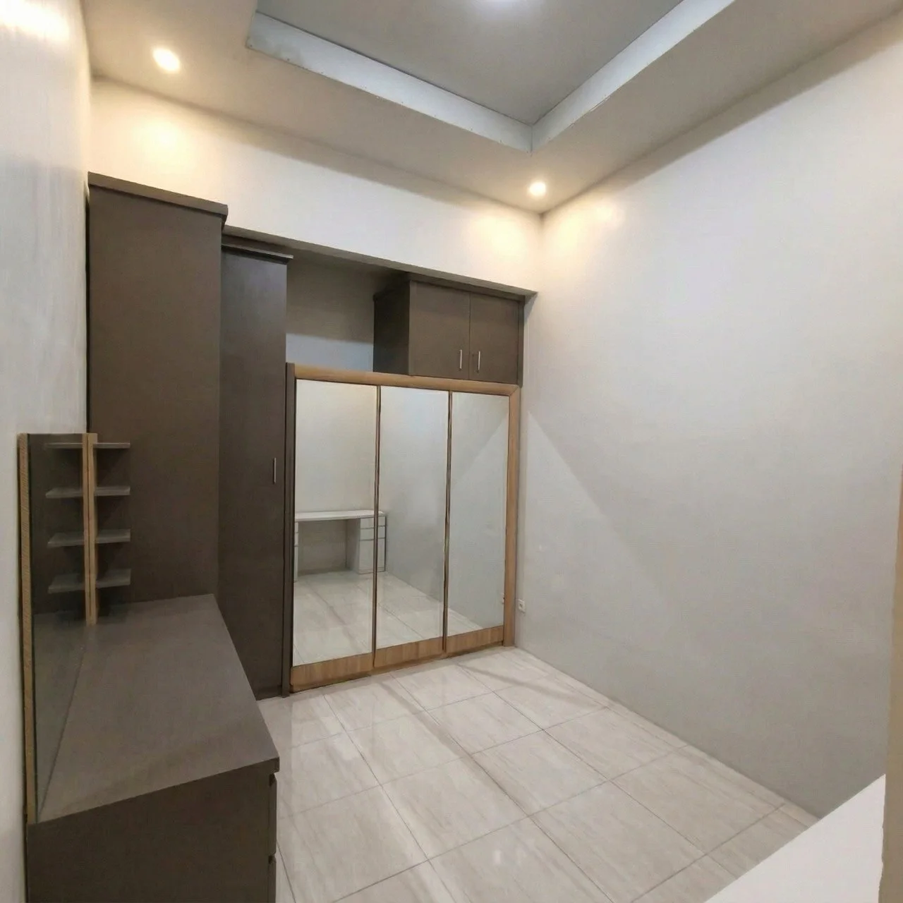 Dijual Rumah Siap Huni Northwest Park Citraland Surabaya Barat - Thumbnail 4