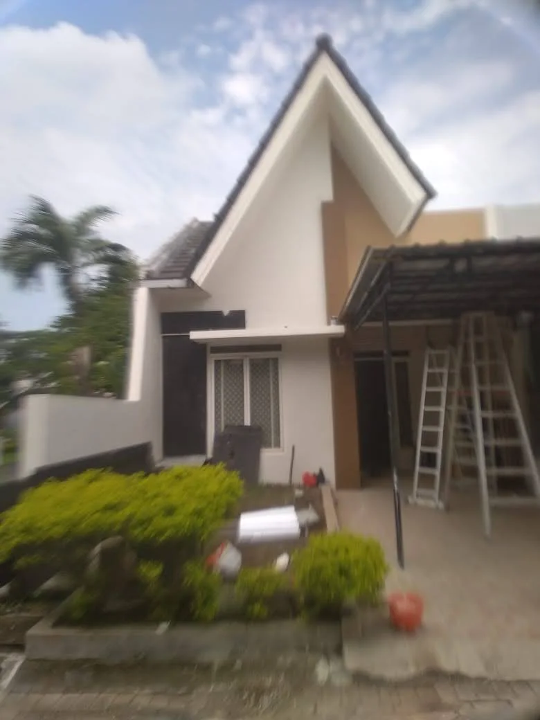 Dijual Rumah Minimalis Strategis di Taman Sememi Timur, Surabaya Barat - Image 1
