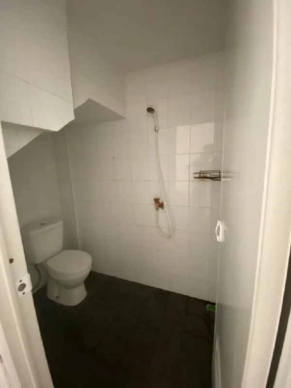 Dijual Rumah Semi Furnished Dekat UK Petra & Raya A. Yani di Kutisari, Tenggilis Mejoyo, Surabaya Selatan - Thumbnail 6