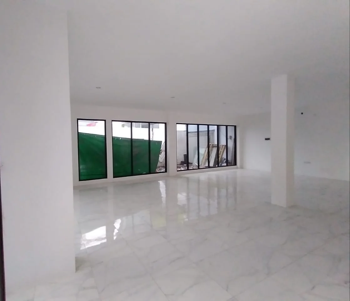Disewakan Ruko 3 Lantai Los Tanpa Sekat Jalan Raya Ramai di Nol Raya Kenjeran Surabaya Timur - Thumbnail 5
