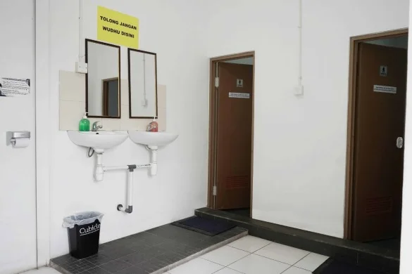 Dijual/Disewakan Gedung Kantor 2 Lantai Halaman Parkir Luas di Raya Lidah Wetan, Lakarsantri, Surabaya Barat - Thumbnail 2