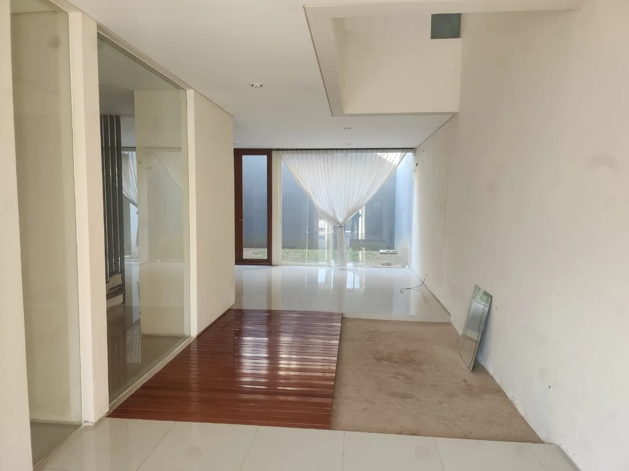 Dijual/Disewakan Apartemen Voila Ciputra World Surabaya Barat - Thumbnail 2
