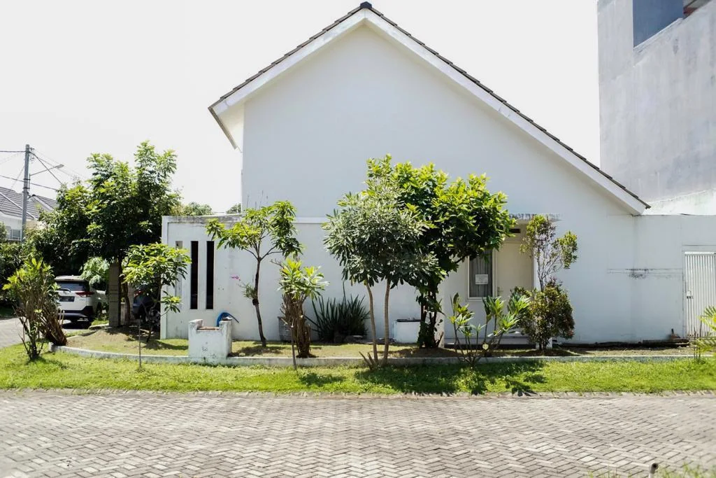 Jual Rumah 1 Lantai Murah Strategis Puri Surya Jaya Cluster Valencia Sidoarjo - Thumbnail 3