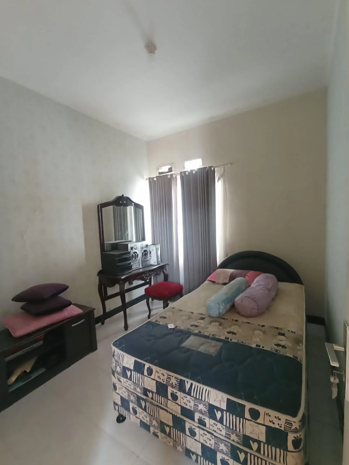 Jual Rumah 1 Lantai Murah Strategis Puri Surya Jaya Cluster Valencia Sidoarjo - Thumbnail 7