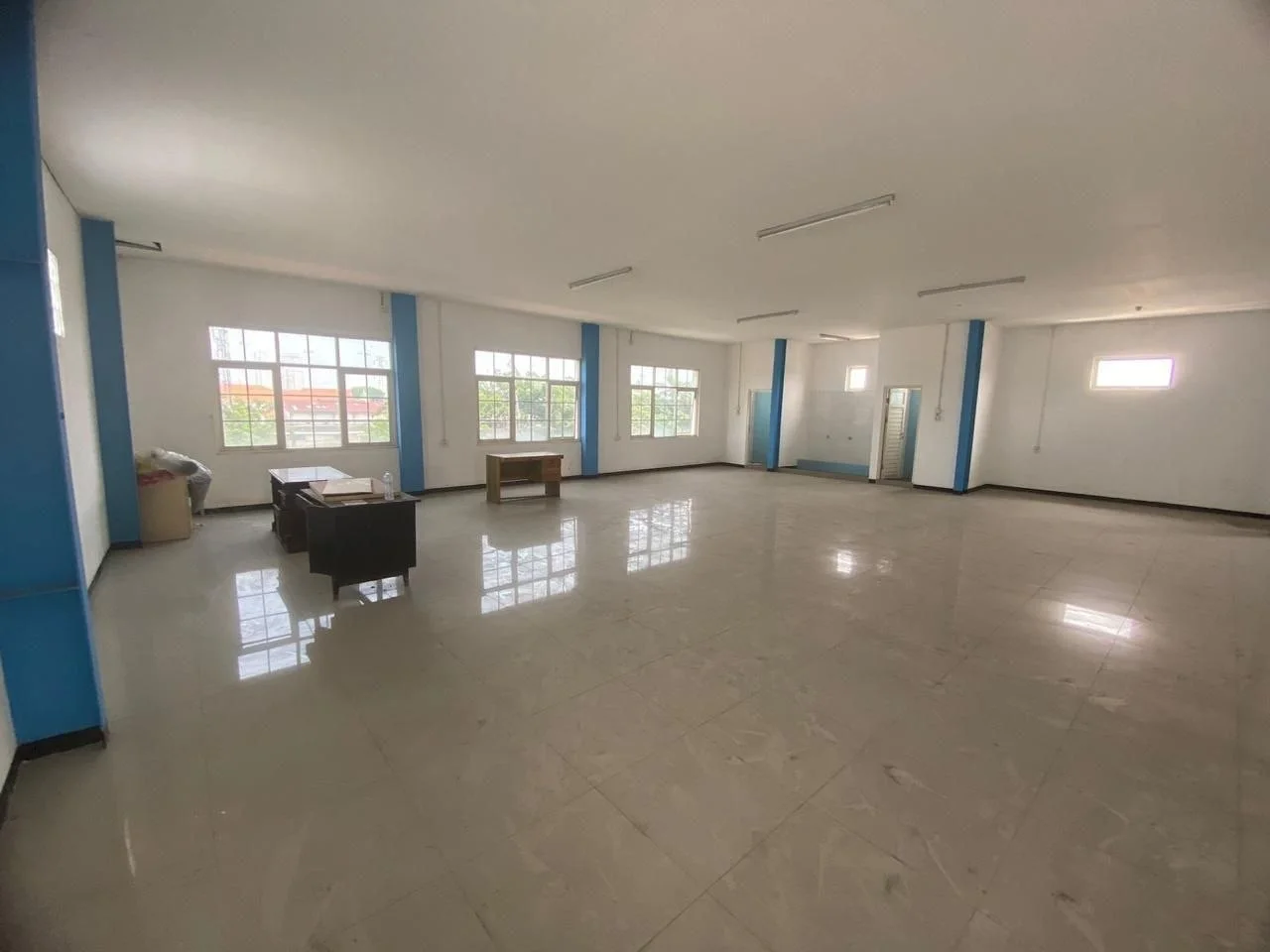 Dijual/Disewakan Gudang Siap Pakai Lokasi Strategis Jalan Simokalangan Surabaya Barat - Thumbnail 3
