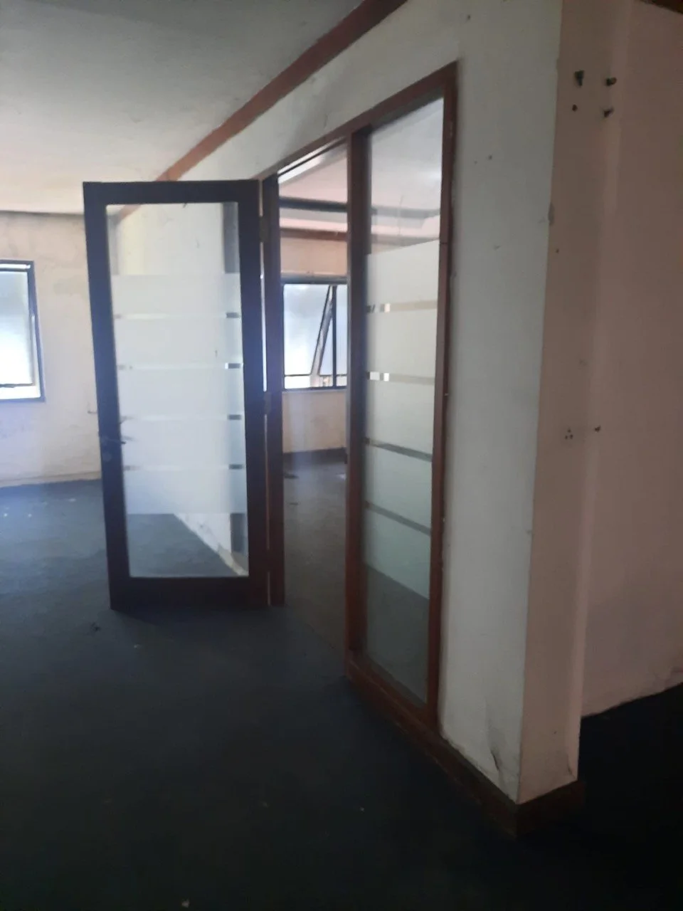 Dijual 2 Unit Ruko 4 Lantai Komersial Area Cocok Untuk Usaha di HR Muhammad Square Surabaya Barat - Thumbnail 4