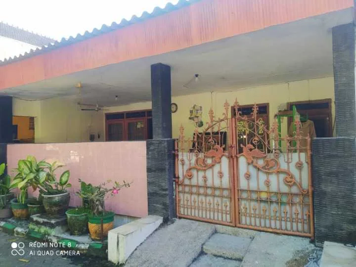 Dijual Rumah Minimalis Siap Huni di Kawasan Jalan Babatan Indah Surabaya Barat - Image 1