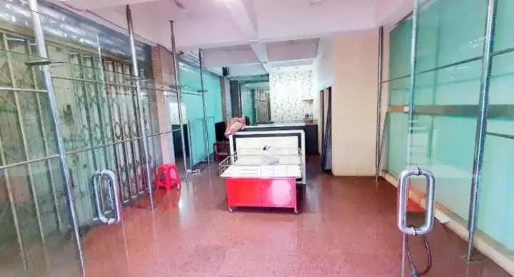 Dijual/Disewakan Ruko 4 Lantai Strategis Cocok Untuk Usaha dan Kantor di Jalan Bunguran Surabaya Pusat - Thumbnail 2