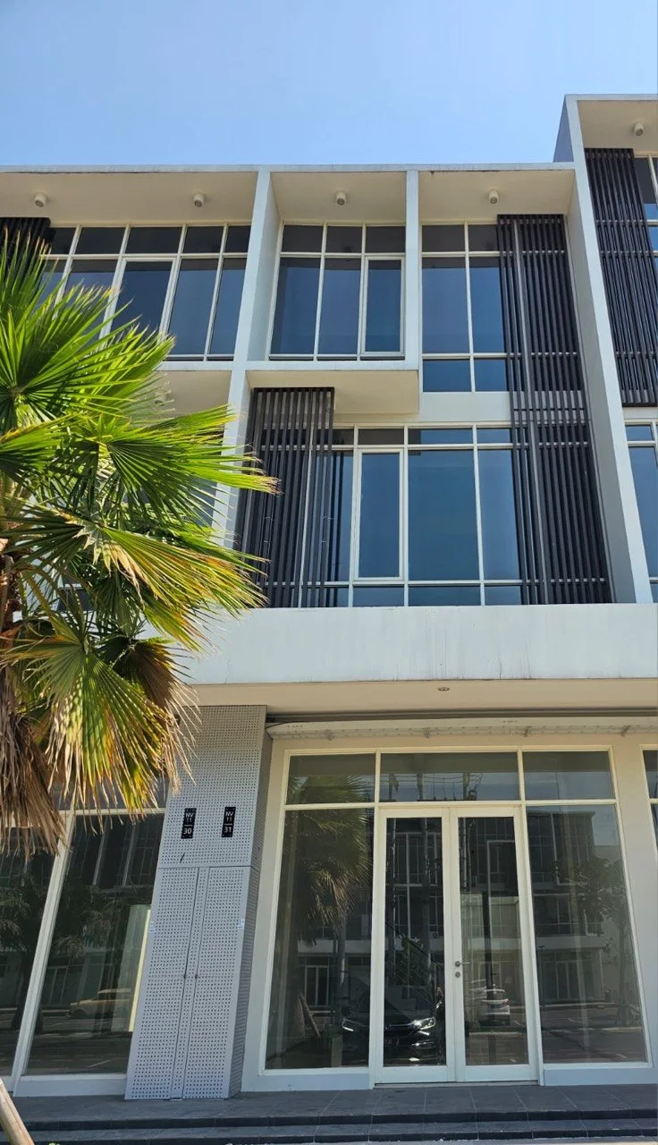 Dijual Ruko Boulevard Northwest Citraland Surabaya Barat - Image 1