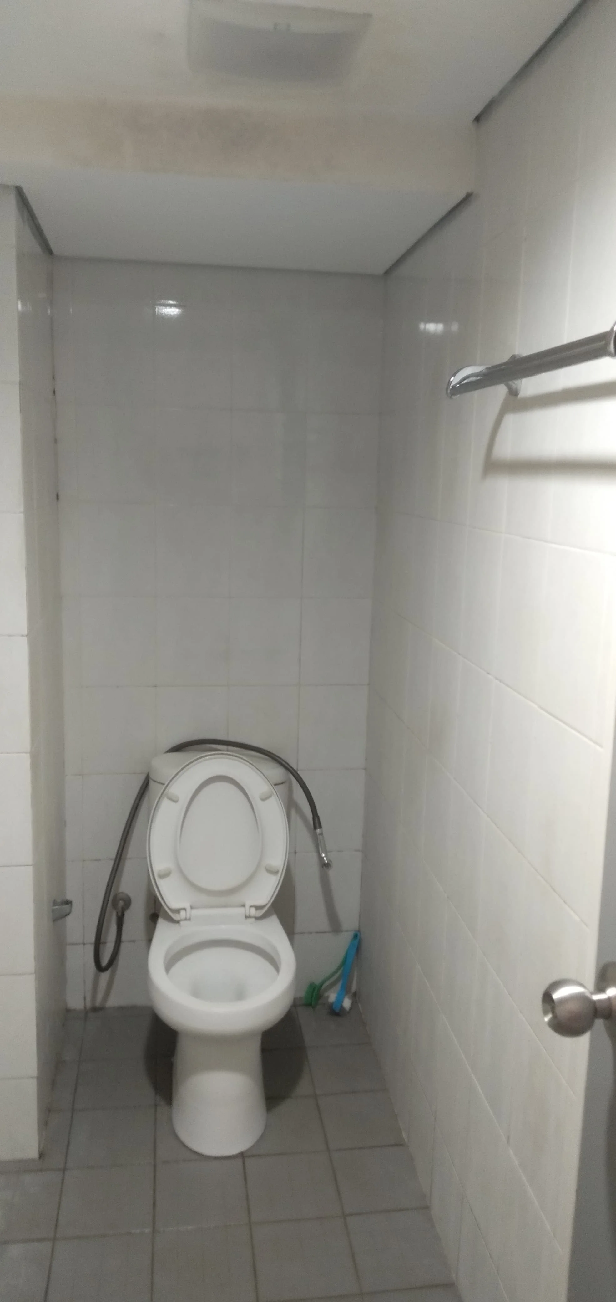 Jual Unit Apartemen 2 BR Full Furnished Lokasi Strategis di Gunawangsa MERR / Raya Ir. Soekarno Surabaya Timur - Thumbnail 3