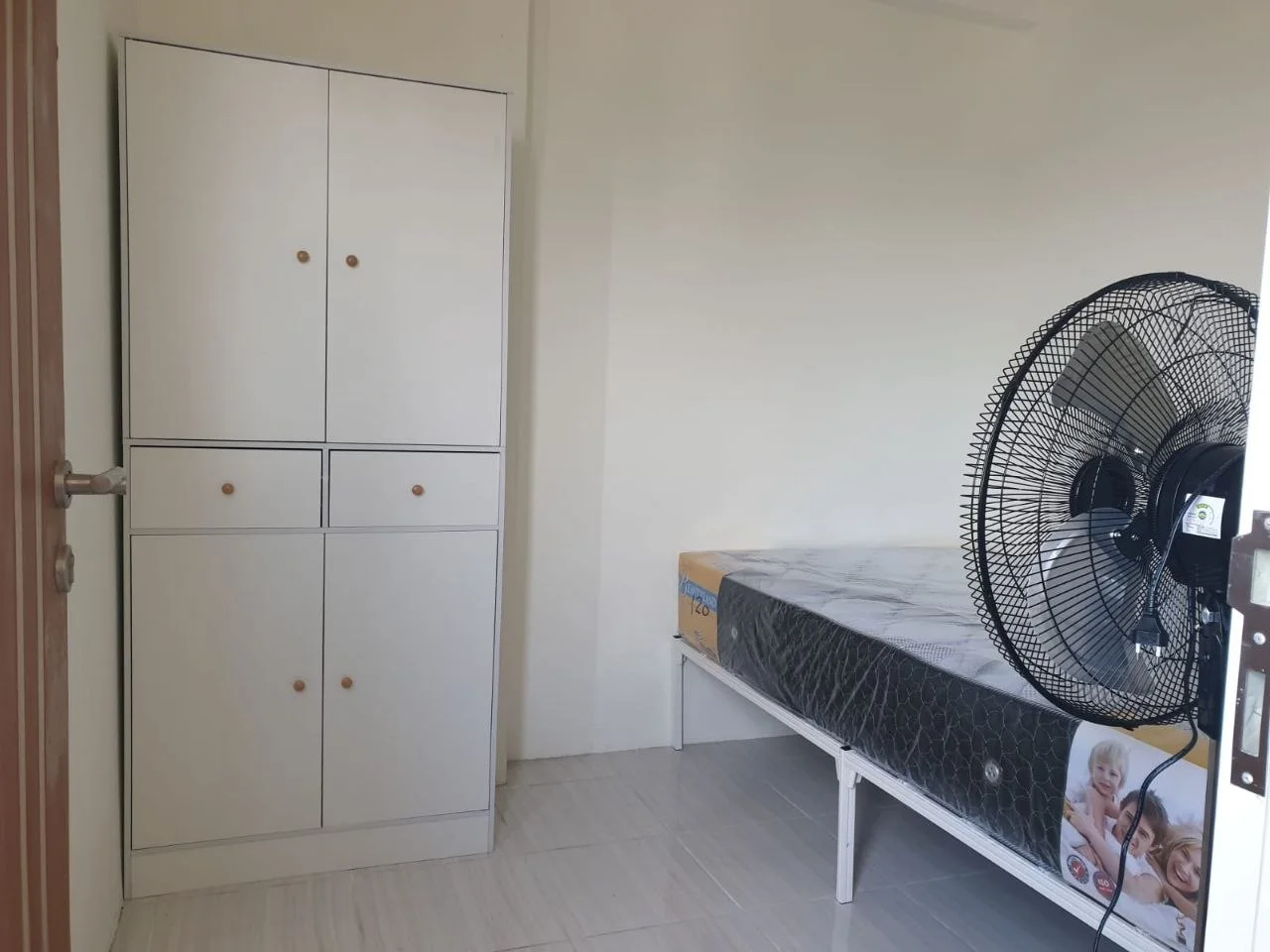 Disewakan Unit Apartemen 2 BR Lokasi Strategis Puncak Dharmahusada Raya MERR Surabaya Timur - Thumbnail 3