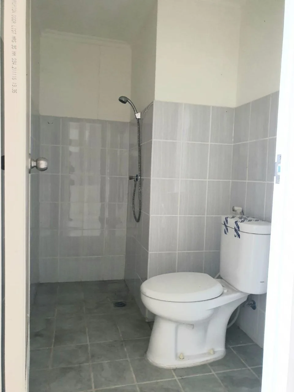 Disewakan Unit Apartemen 2 BR Lokasi Strategis Puncak Dharmahusada Raya MERR Surabaya Timur - Thumbnail 4