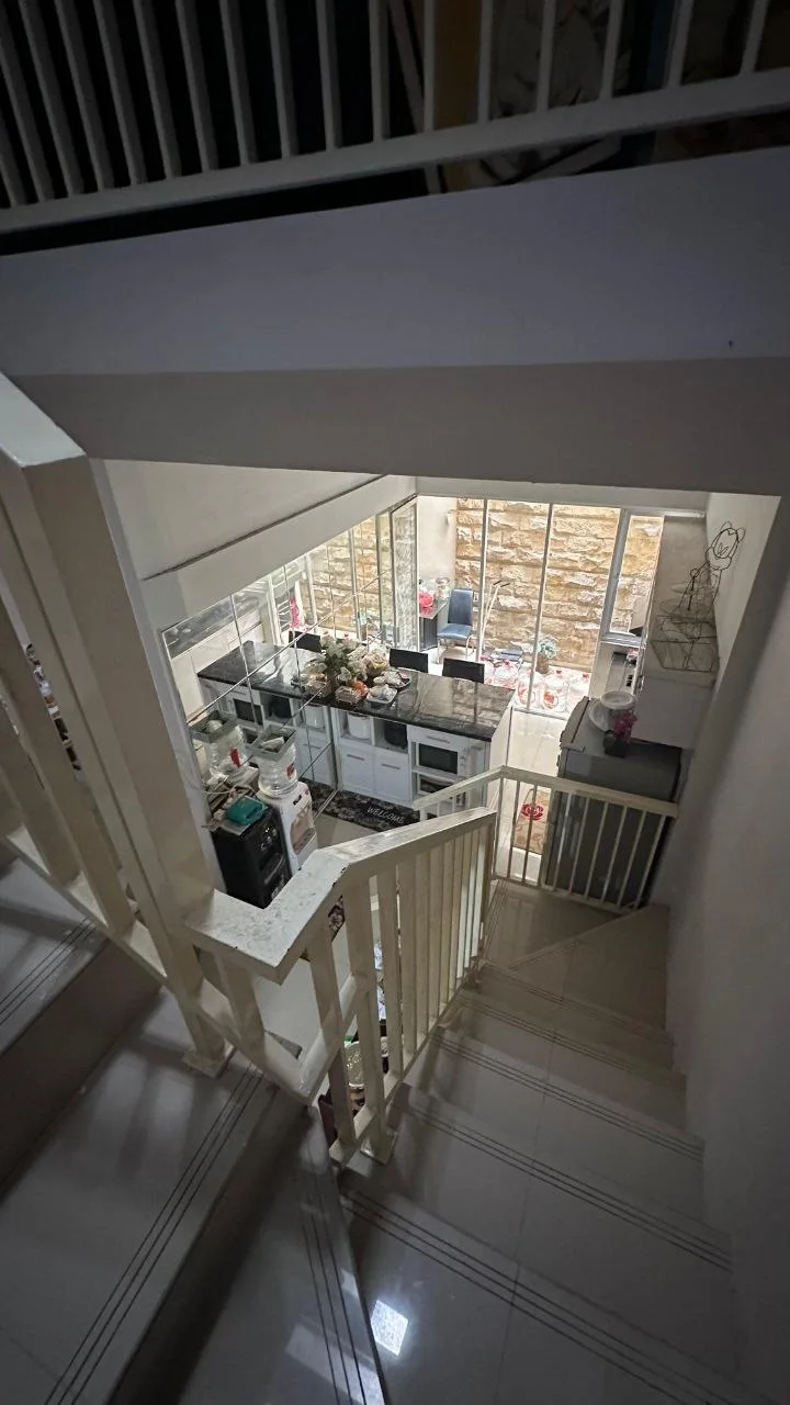 Jual Rumah 2 Lantai Minimalis Siap Huni Lokasi Strategis Taman Pondok Indah Surabaya Barat - Thumbnail 3