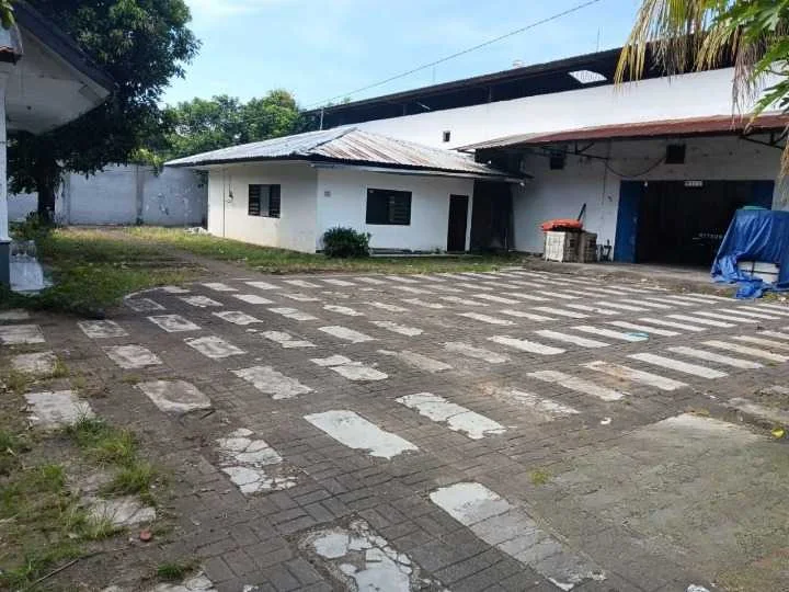 Dijual Gudang Kantor dan Rumah Strategis Luas di Jalan Noja Ayung Gatot Subroto Timur Denpasar Bali - Image 1