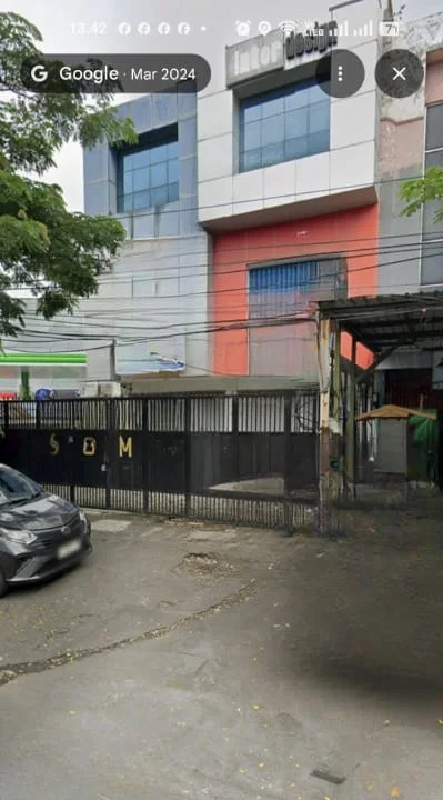 Dijual Ruko 3 Lantai Strategis di Raya Darmo Permai, Surabaya Barat - Image 1