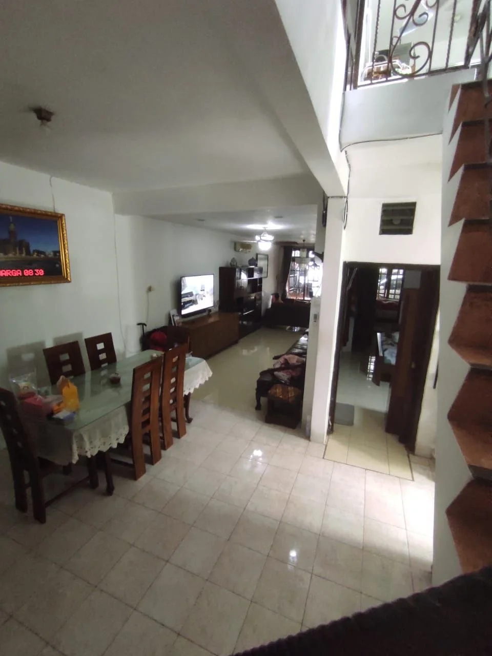 Dijual Rumah 2 Lantai Lokasi Ramai & Dekat MERR di Karang Empat Besar, Tambaksari, Surabaya Timur - Thumbnail 8