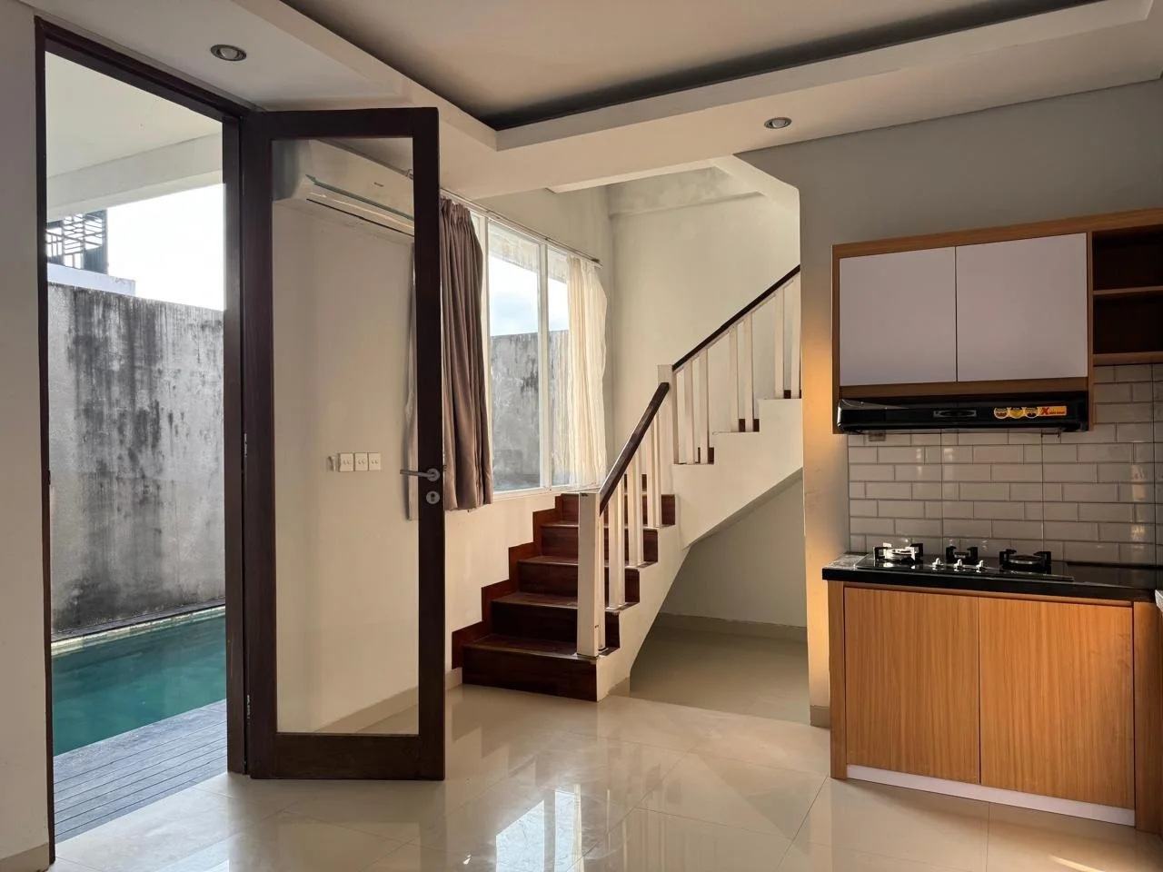 Dijual Rumah Mewah Full Furnished di Perumahan Nava, Nusa Dua, Bali - Thumbnail 4
