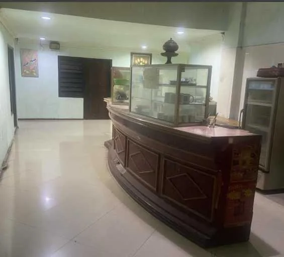 Dijual Hotel Bali 3 Lantai Kawasan Wisata Heritage Bersejarah di Peneleh, Genteng, Surabaya Pusat - Thumbnail 5
