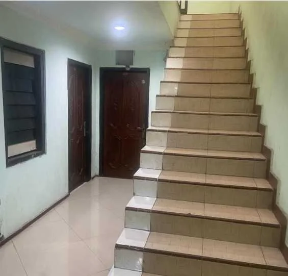 Dijual Hotel Bali 3 Lantai Kawasan Wisata Heritage Bersejarah di Peneleh, Genteng, Surabaya Pusat - Thumbnail 6